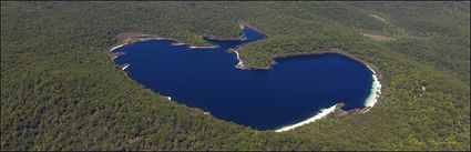 Lake McKenzie - Fraser Island - QLD (PBH4 00 17781)